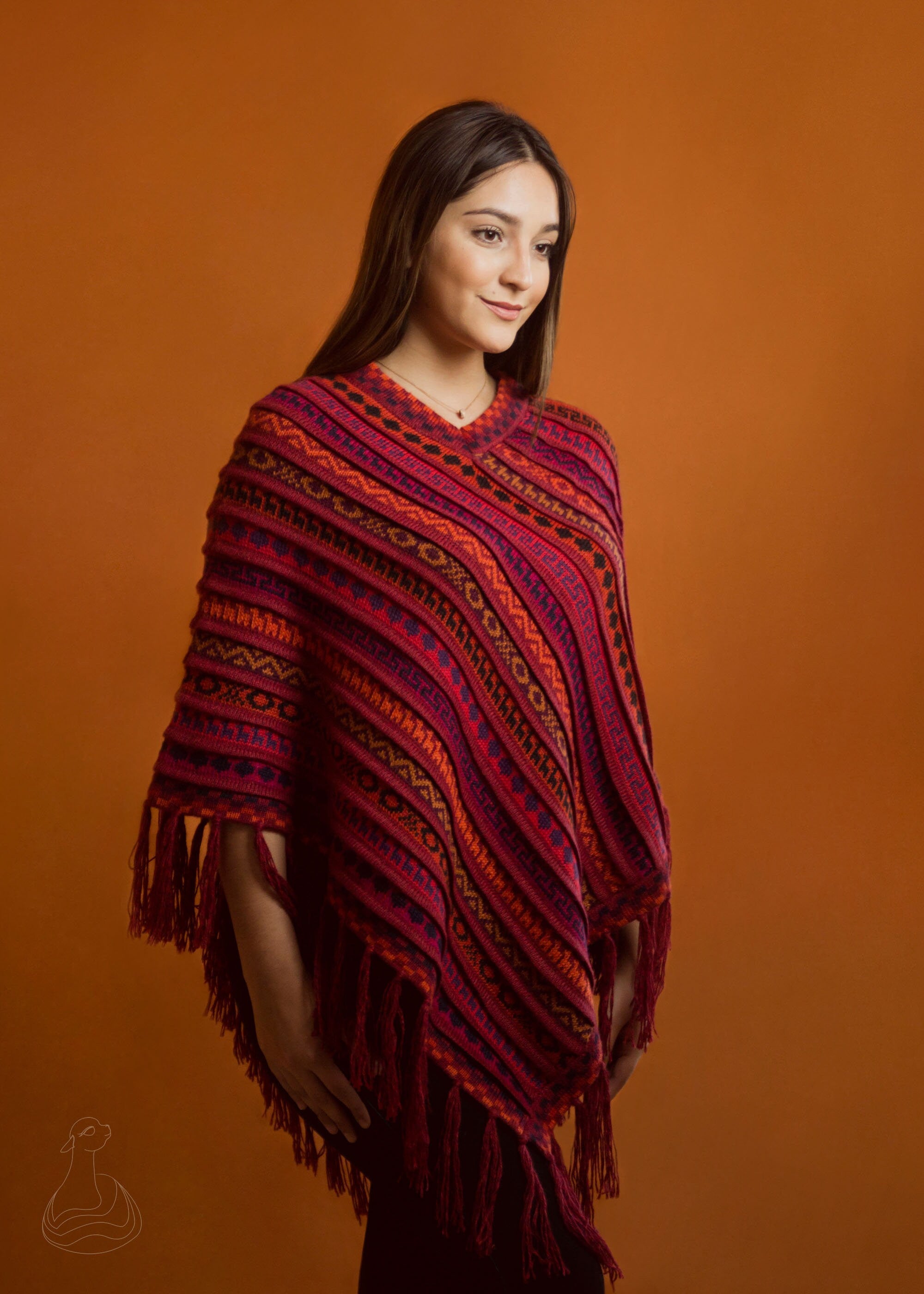 Alpaca Beautiful Poncho - Women's Poncho | Alpaca discount Clothing from Peru